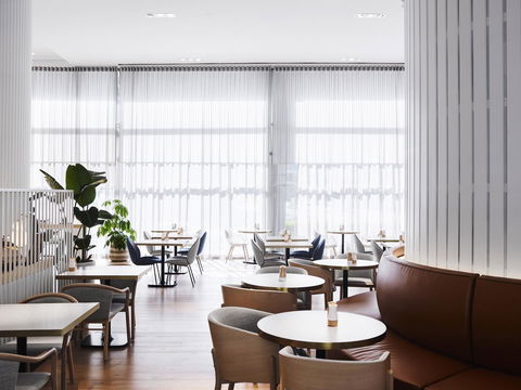 Novotel Sydney Darling Square - Tourism Canberra 2