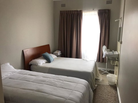 Lakes And Ocean Hotel Forster - Tourism Canberra 23