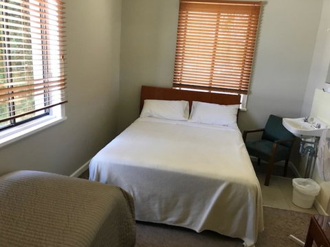 Lakes And Ocean Hotel Forster - Tourism Canberra 21