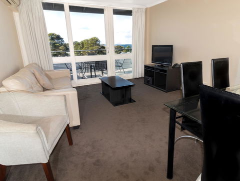 Horizon Holiday Apartments - Tourism Canberra 5