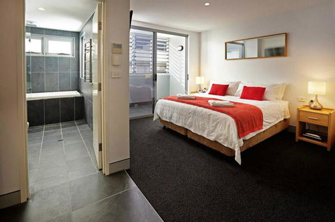 Crown On Darby Newcastle - Tourism Canberra 24