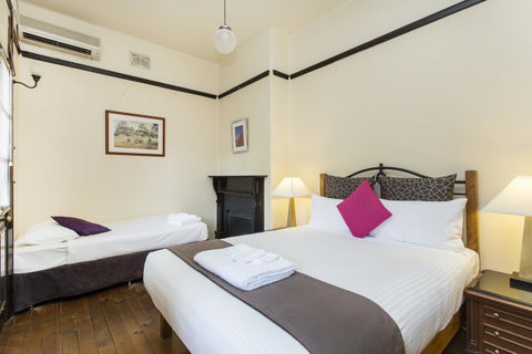 Sydney Harbour Bed And Breakfast - Tourism Canberra 13