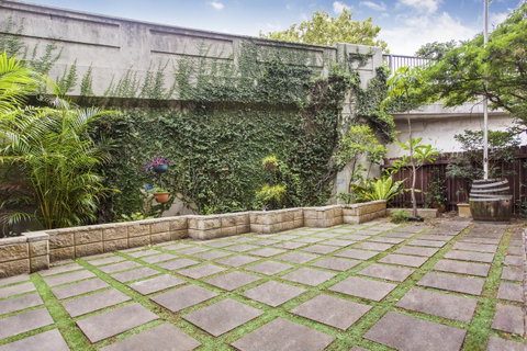 Sydney Harbour Bed And Breakfast - Tourism Canberra 43