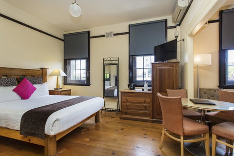 Sydney Harbour Bed And Breakfast - Tourism Canberra 42