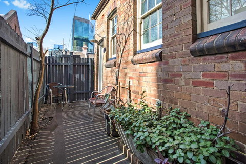 Sydney Harbour Bed And Breakfast - Tourism Canberra 6