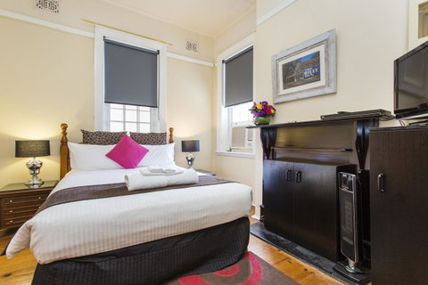 Sydney Harbour Bed And Breakfast - Tourism Canberra 15