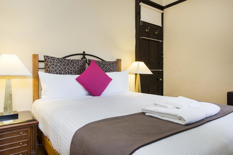 Sydney Harbour Bed And Breakfast - Tourism Canberra 11