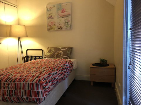 Sydney Harbour Bed And Breakfast - Tourism Canberra 27