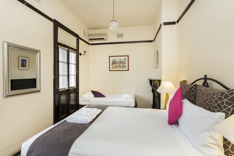 Sydney Harbour Bed And Breakfast - Tourism Canberra 14