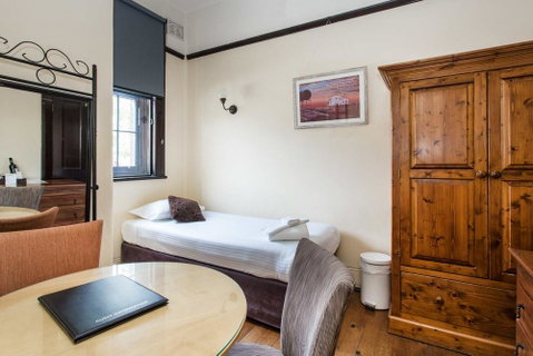 Sydney Harbour Bed And Breakfast - Tourism Canberra 19