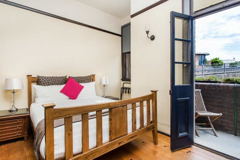 Sydney Harbour Bed And Breakfast - Tourism Canberra 21