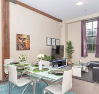Classic 2 BR Apt in Pyrmont - Tourism Canberra