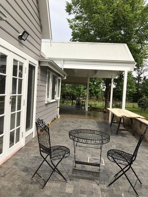 Chanticleer Gardens Barn Cottage With A Pool - Tourism Canberra 25