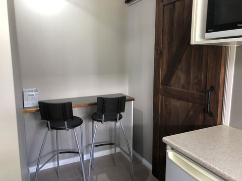 Chanticleer Gardens Barn Cottage With A Pool - Tourism Canberra 23