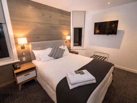 Crown Hotel Surry Hills - Tourism Canberra 8