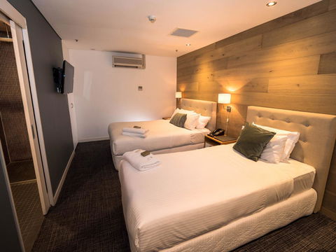 Crown Hotel Surry Hills - Tourism Canberra 10