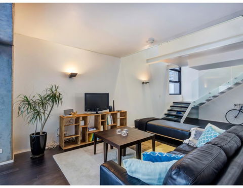 Urban Loft Close To Sydney Hot Spots - Tourism Canberra 6