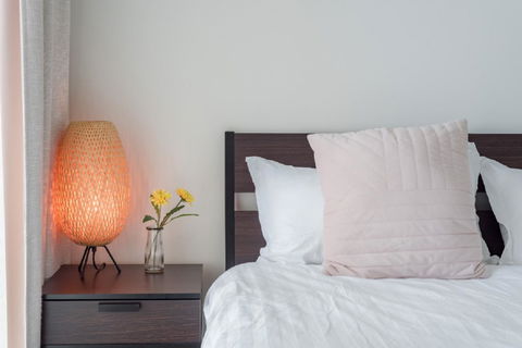 Sydney CBD Modern 2 Bedroom Apartment + Free Car Parking - Tourism Canberra 15