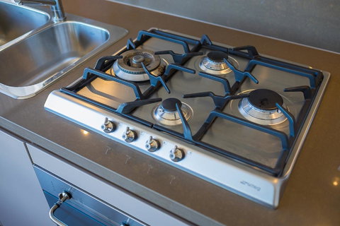 Australian Tower Stay - Tourism Canberra 23