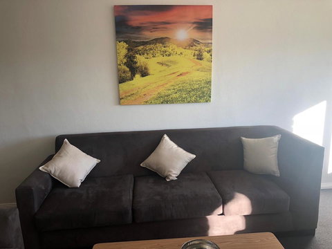 Carlton Suites - Tourism Canberra 35