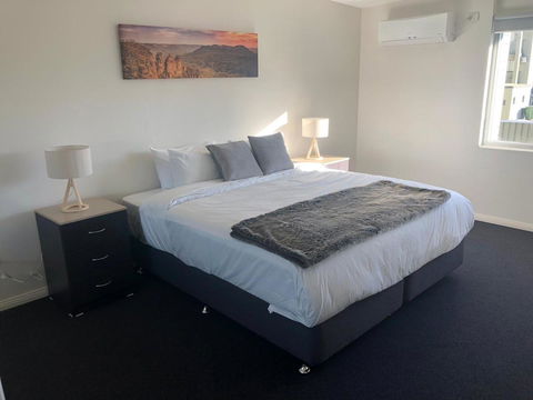 Carlton Suites - Tourism Canberra 1
