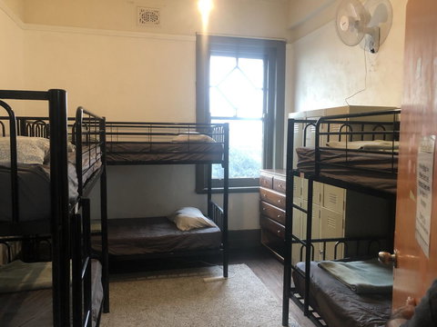 Clover Backpackers - Tourism Canberra 11