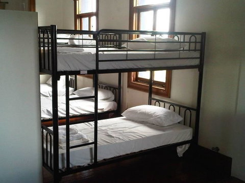 Clover Backpackers - Tourism Canberra 33