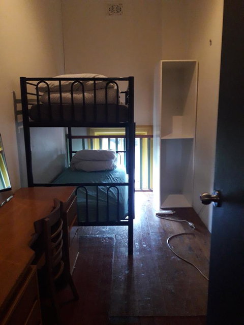 Clover Backpackers - Tourism Canberra 39