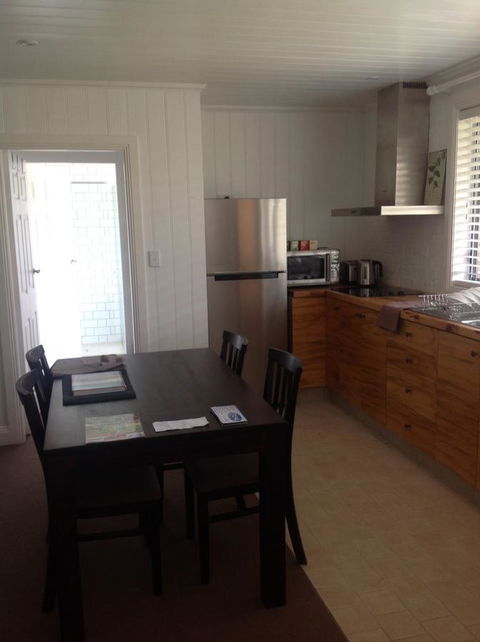 Hideaway Holiday Apartments - Tourism Canberra 14