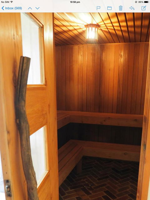 Hideaway Holiday Apartments - Tourism Canberra 22