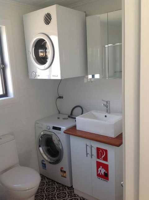 Hideaway Holiday Apartments - Tourism Canberra 1