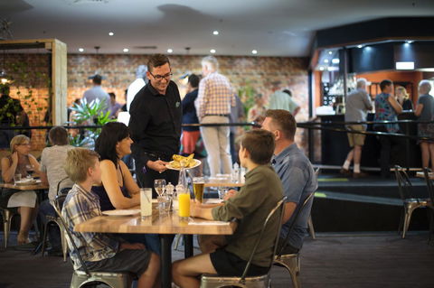 Mercure Kakadu Crocodile - Tourism Canberra 19