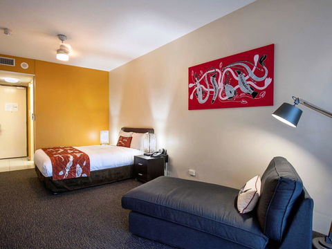 Mercure Kakadu Crocodile - Tourism Canberra 38