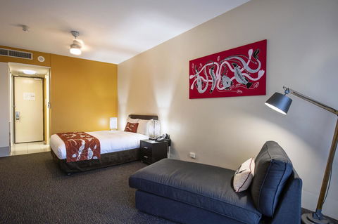 Mercure Kakadu Crocodile - Tourism Canberra 10