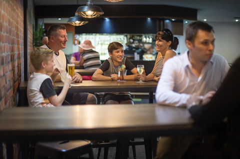 Mercure Kakadu Crocodile - Tourism Canberra 23