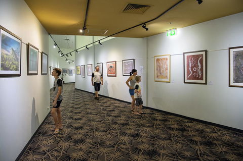 Mercure Kakadu Crocodile - Tourism Canberra 29