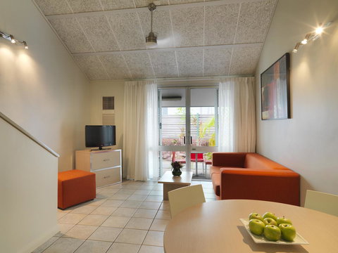 Travelodge Resort Darwin - Tourism Canberra 24