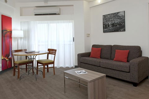 Novotel Darwin CBD - Tourism Canberra 8