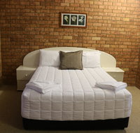 Golden Sands Motor Inn - Tourism Canberra