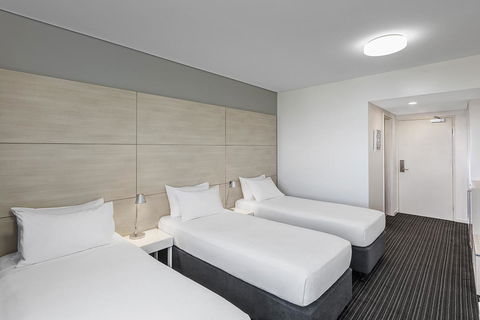 Vibe Hotel Darwin Waterfront - Tourism Canberra 18