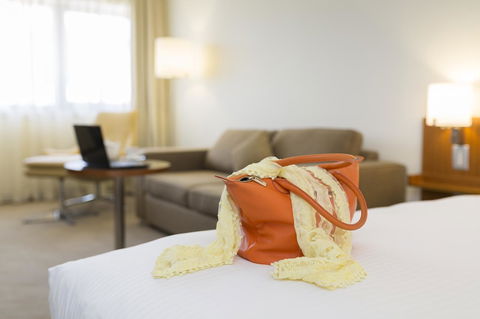 Novotel Canberra - Tourism Canberra 32