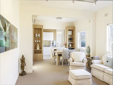 BONDI BEACHFRONT (I719)-L'Abode Accommodation - Tourism Canberra 1