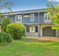 BONNY BEACH HOUSE - Holiday Accomodation with Pool - Tourism Canberra