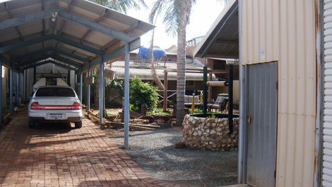 Boulder Lodge - Tourism Canberra 0