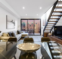 Boutique Stays - County Down Contemporary Port Melbourne Home - Tourism Canberra