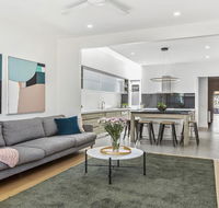 Boutique Stays - Victorian Vogue Richmond House - Tourism Canberra