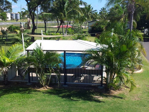 Bowen Arrow Motel - Tourism Canberra 1