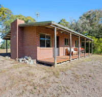 Braeside Cabin Four - Ziera - Tourism Canberra