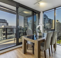 Brand new luxury pad in shopping and dining Mecca - Tourism Canberra