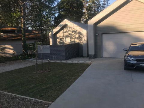 Bridal Falls Cottage - Tourism Canberra 0